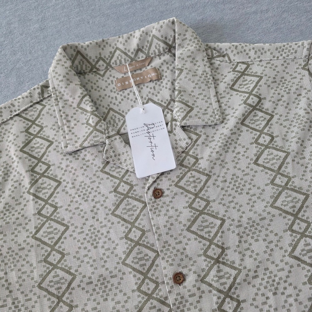 Distortion Mens Large Geometric Diamond Knit Button Down Shirt Tan Olive Shirt